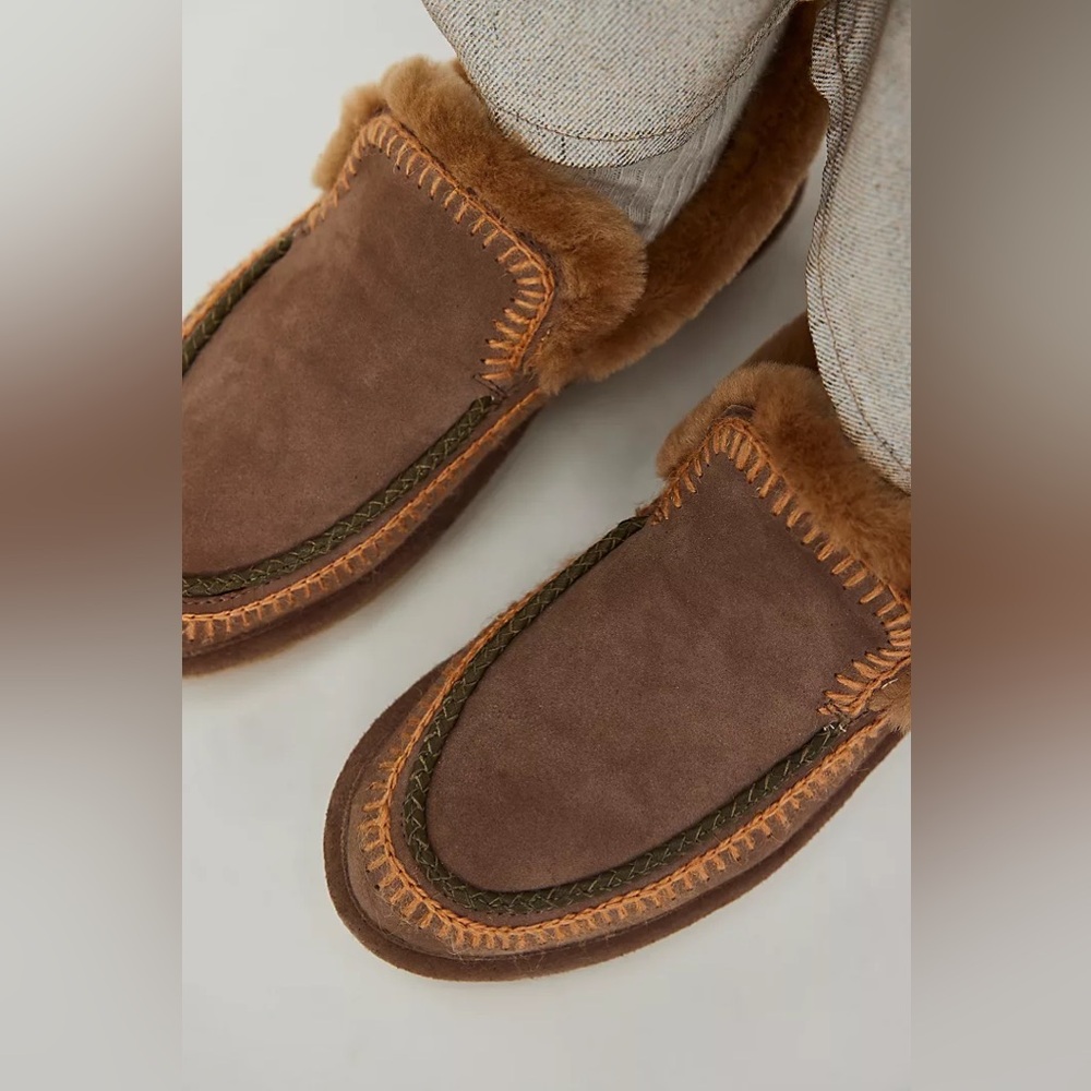 New Laidback London x Free People Taupe Suede Jude Slippers US 9 EU 40 UK 7